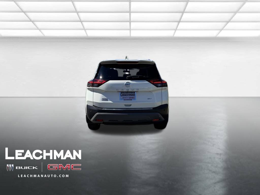2021 Nissan Rogue SV FWD