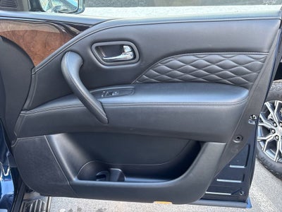 2019 INFINITI QX80 LUXE