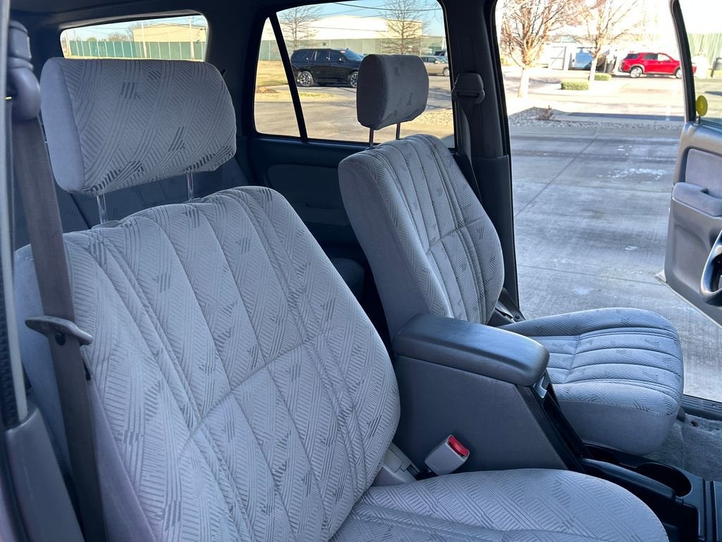 2002 Toyota 4Runner SR5