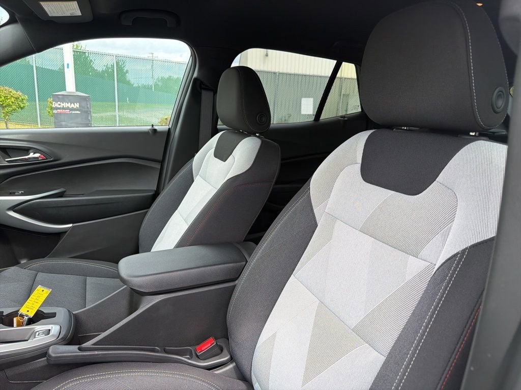 2025 Chevrolet Trax 1RS