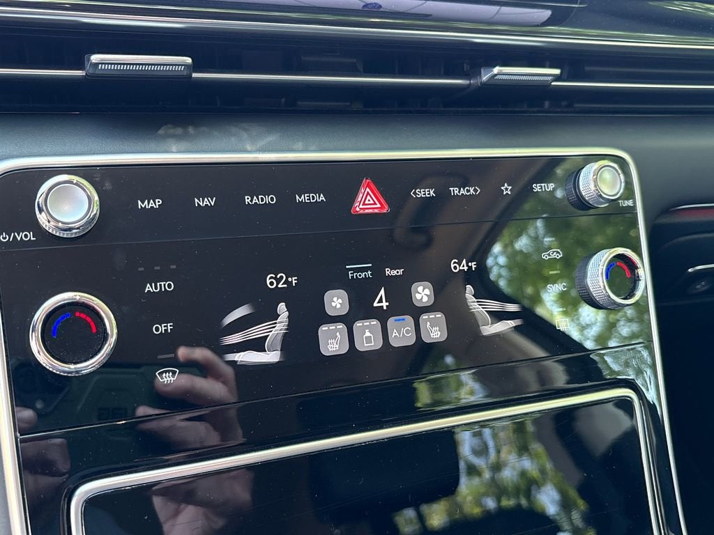 2025 Genesis GV80 2.5T Standard AWD