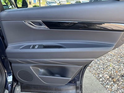 2025 Genesis GV80 2.5T Standard AWD