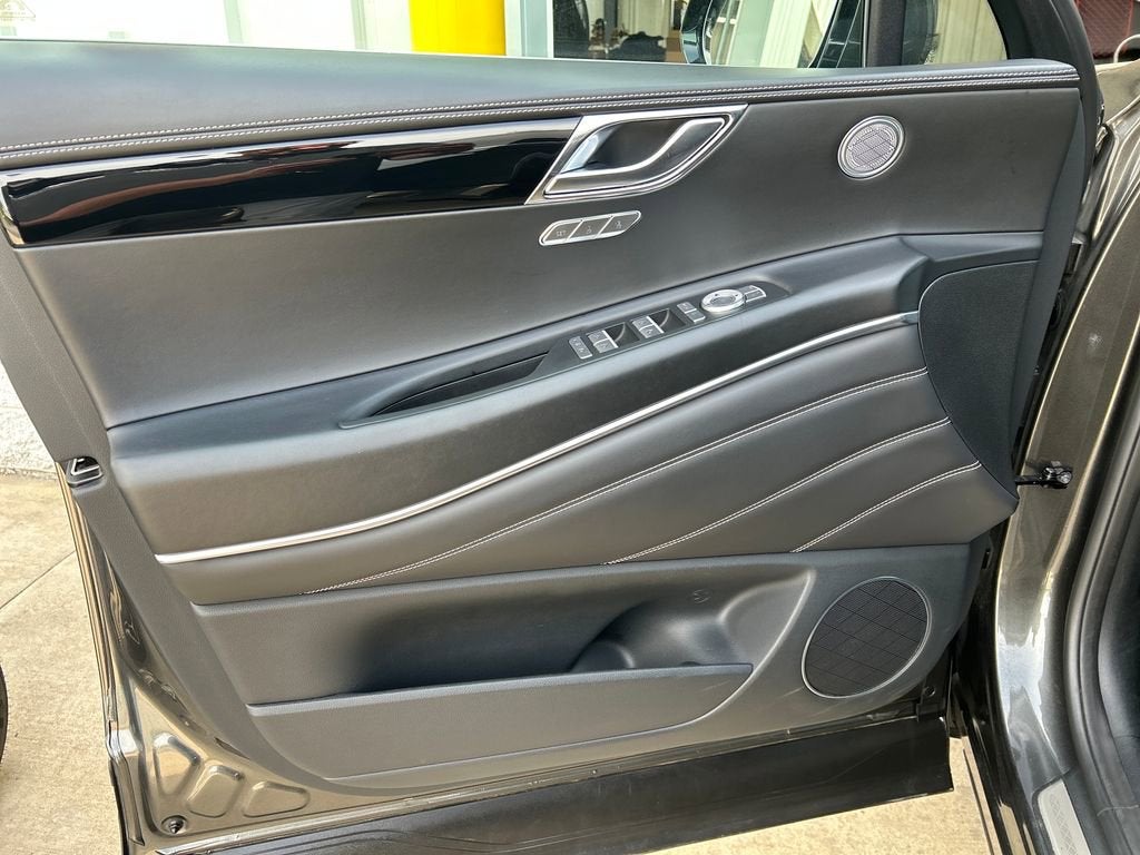 2025 Genesis GV80 Standard