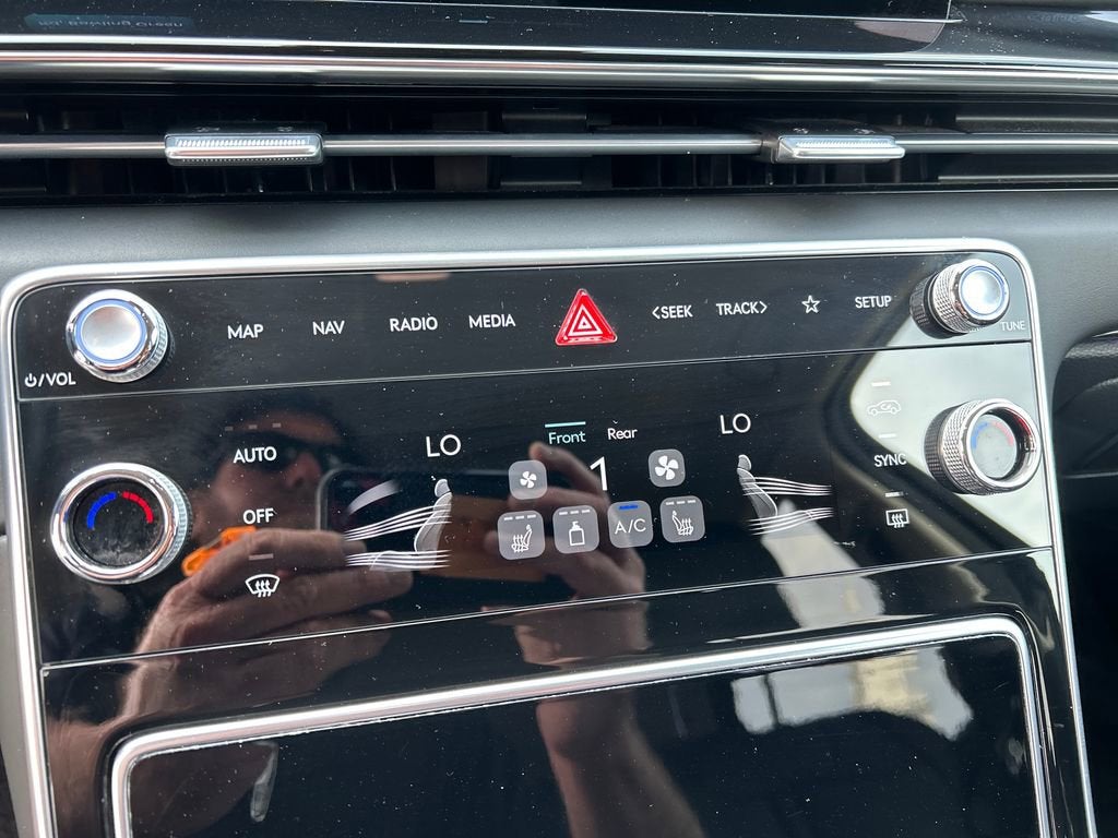 2025 Genesis GV80 Standard