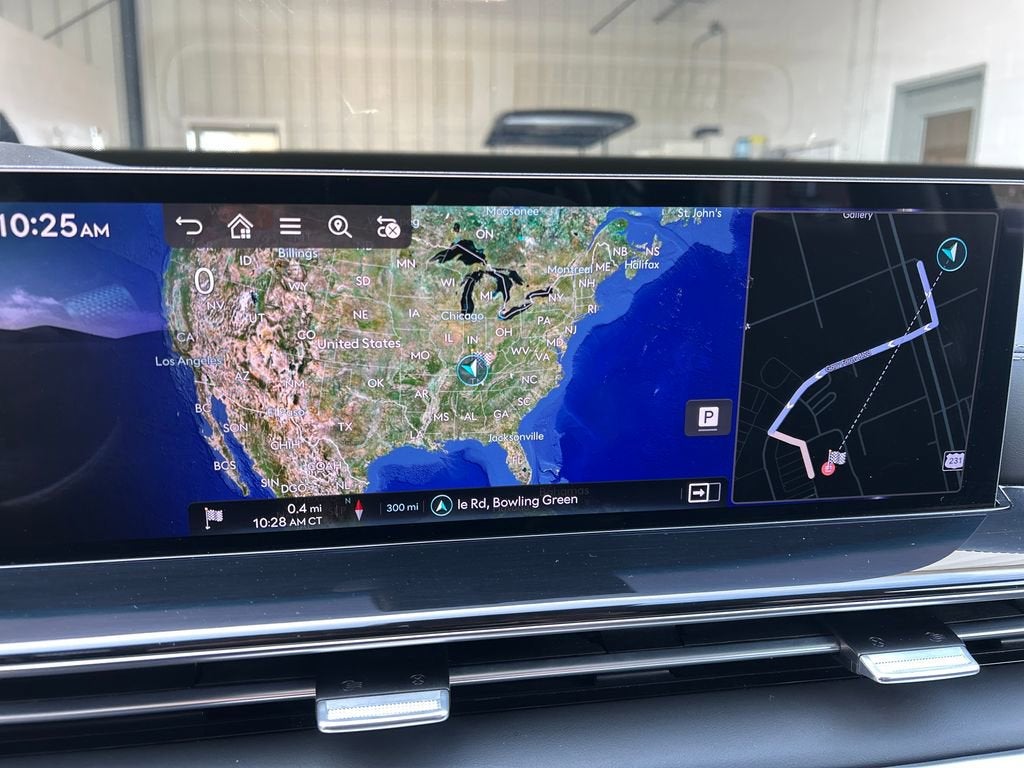 2025 Genesis GV80 Standard