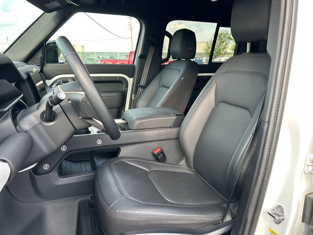 2025 Land Rover Defender S