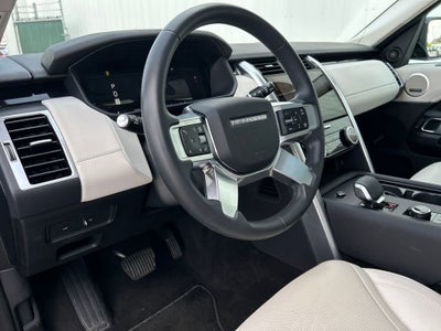 2025 Land Rover Discovery S