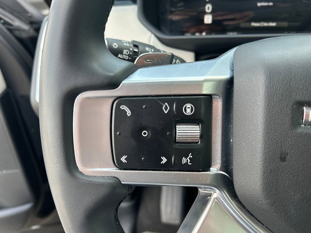 2025 Land Rover Discovery S