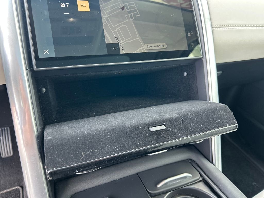 2025 Land Rover Discovery S