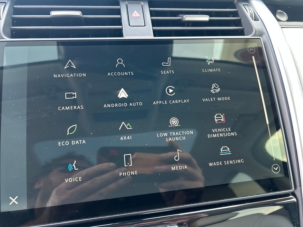 2025 Land Rover Discovery S