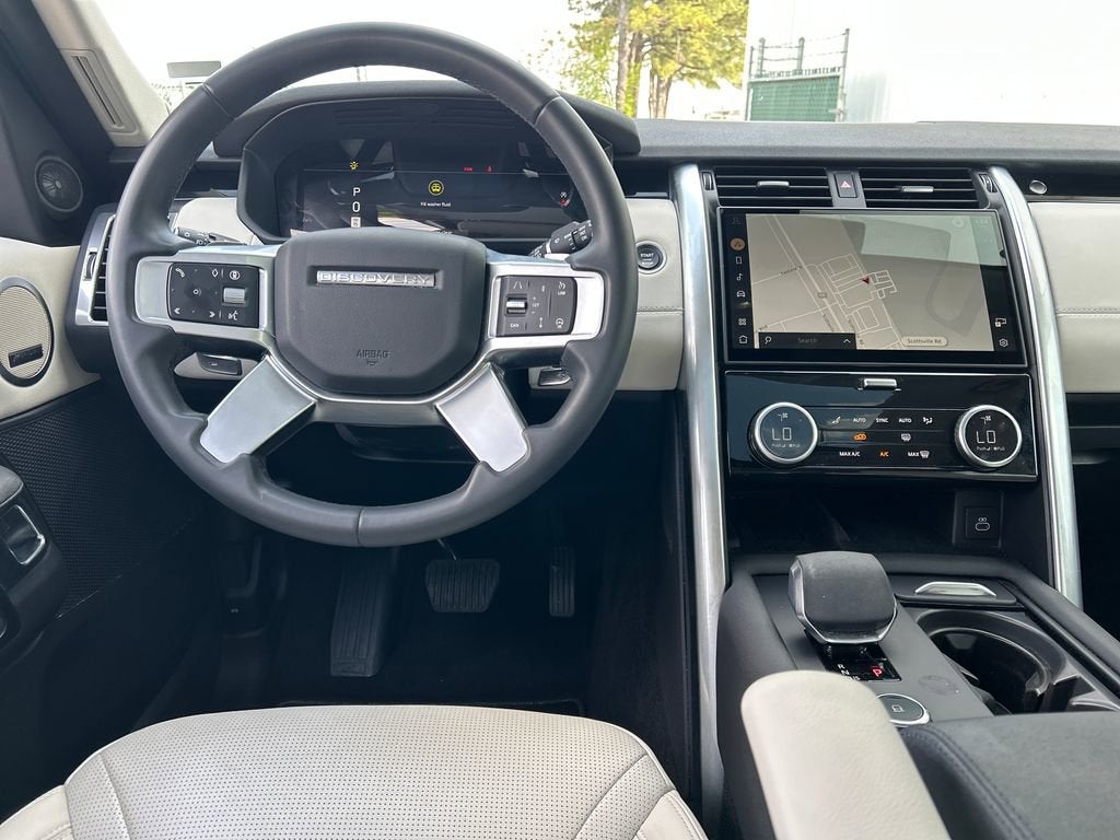 2025 Land Rover Discovery S