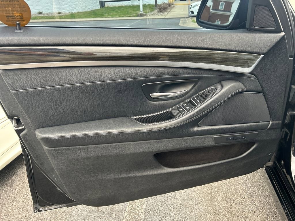 2013 BMW 5 Series 528i