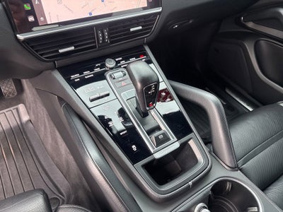 2023 Porsche Cayenne Platinum Edition