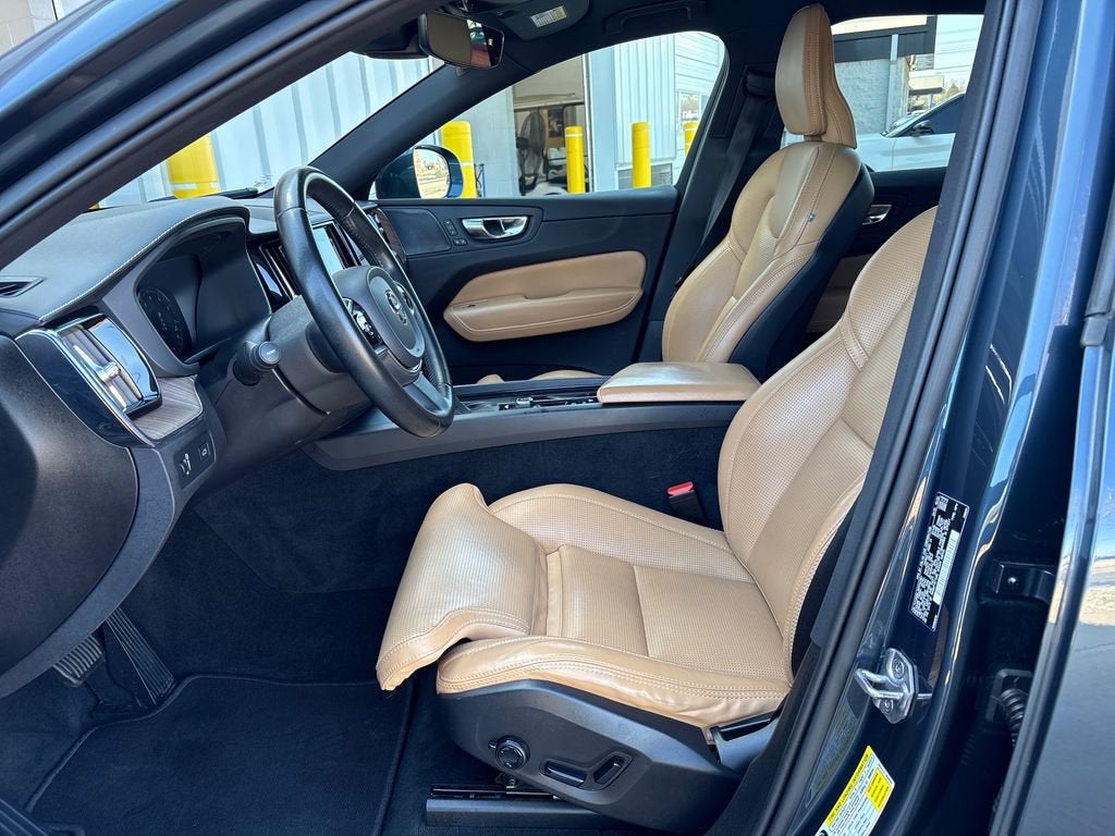 2021 Volvo XC60 Inscription