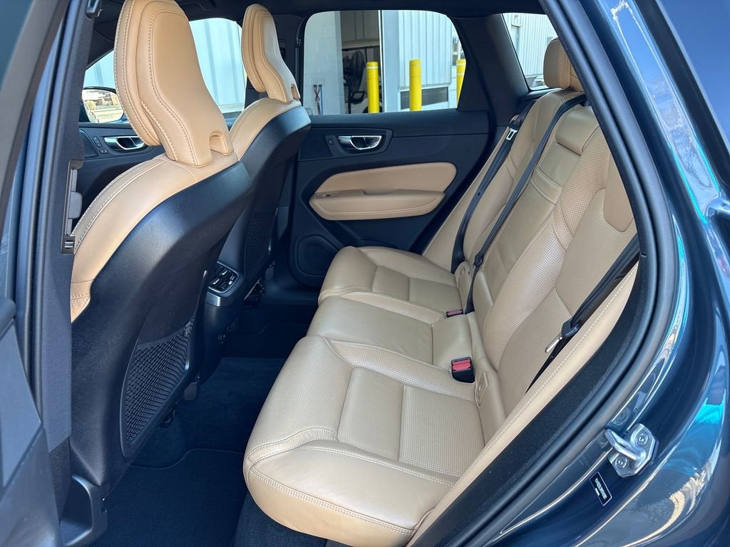 2021 Volvo XC60 Inscription